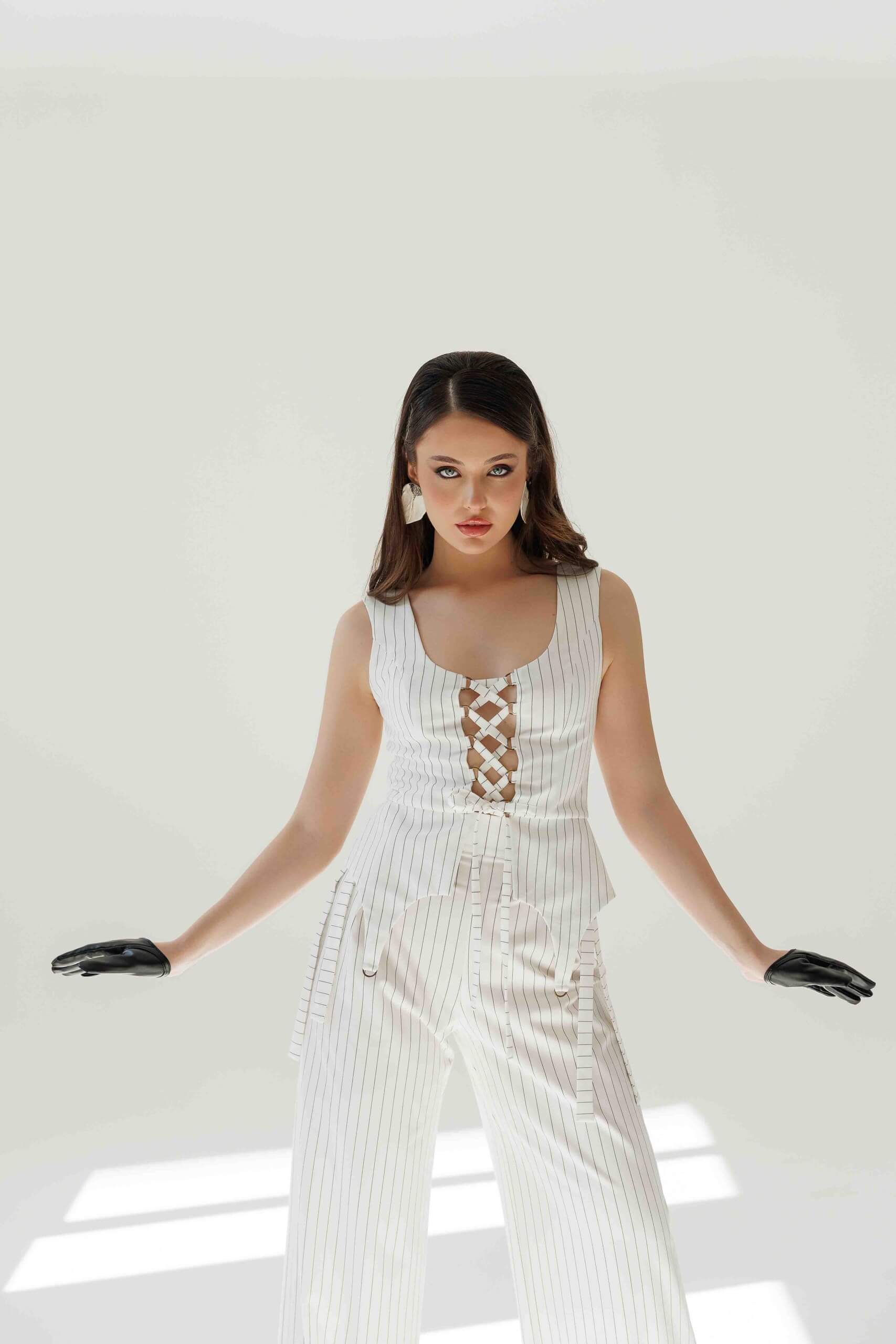 corset-alb-cu-snur-si-anouri-3-7050