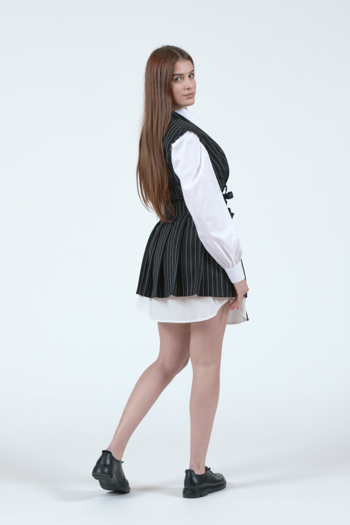 fusta-plisata-neagra-2-5625