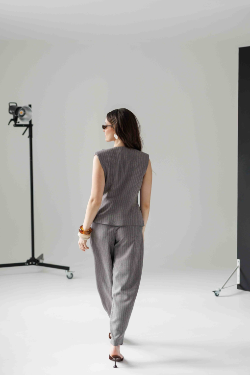 pantaloni-tullip-gri-2-5939