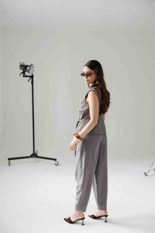 pantaloni-tullip-gri-2-5939