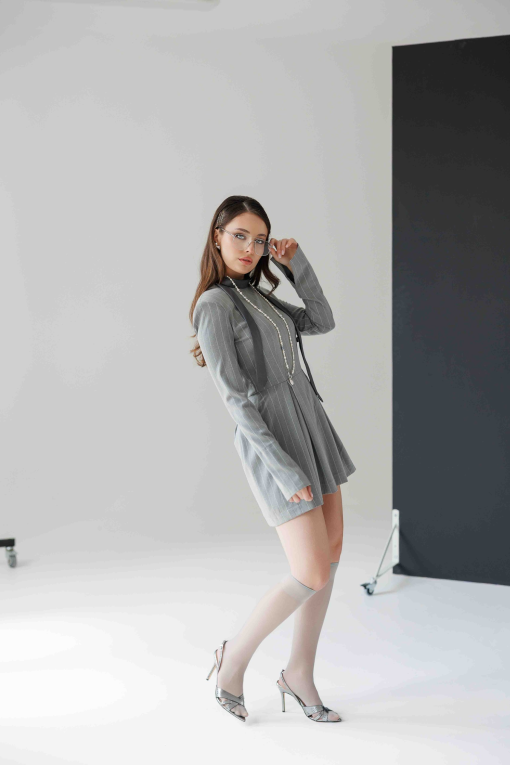 rochie-din-stofa-gri-cu-dungi-4-9506